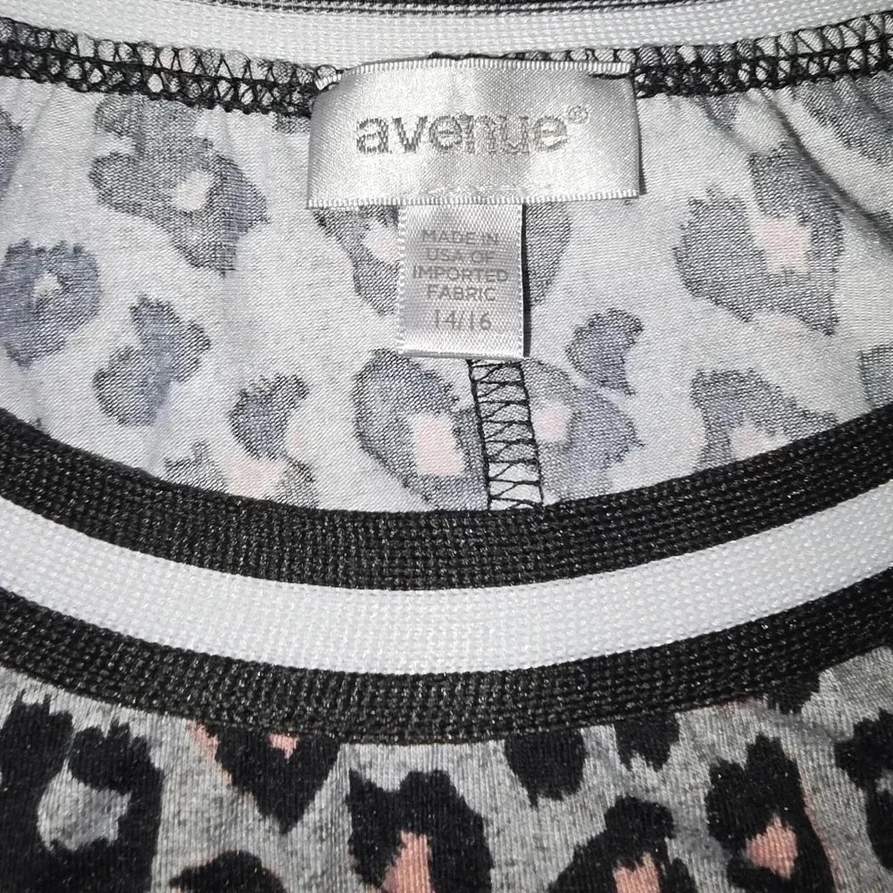 Avenue Animal Print Side Tie Wringer Tee Women's Plus Size 14/16 14 16 or 1X - Picture 4 of 7